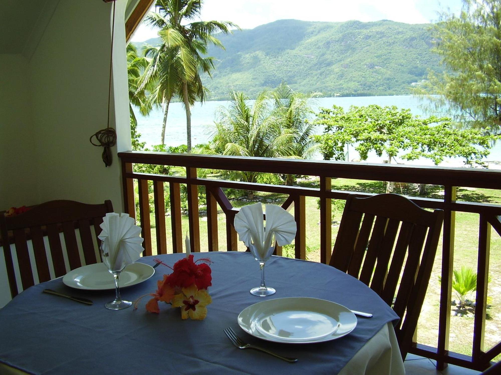 Fairy-Tern Chalets Cerf Island Exterior photo